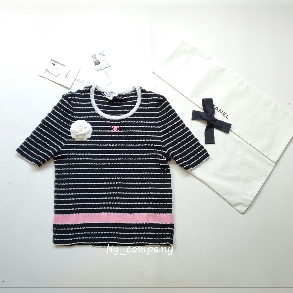 (SALE)Chanel CC Logo Strip Top Brand New